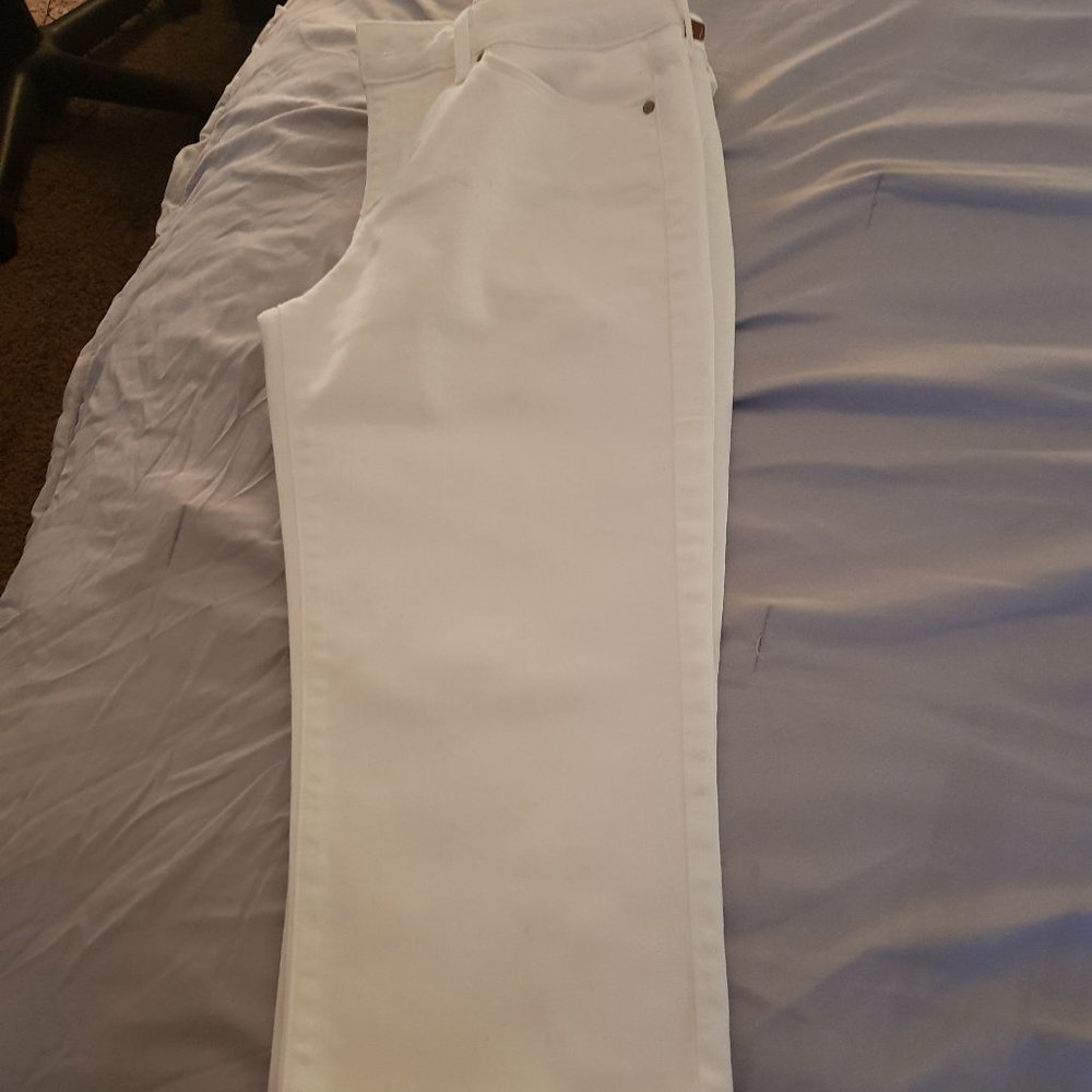 levis